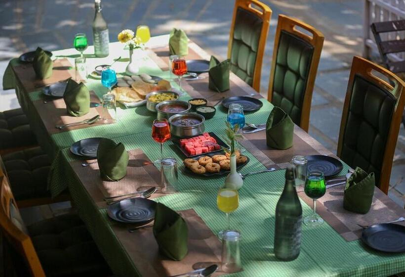 Pench Wilderness Camp Resort