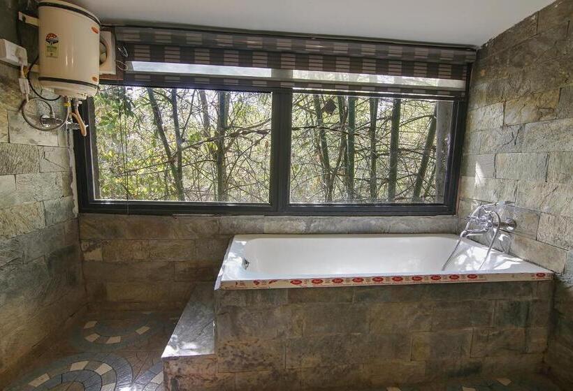 Pench Wilderness Camp Resort