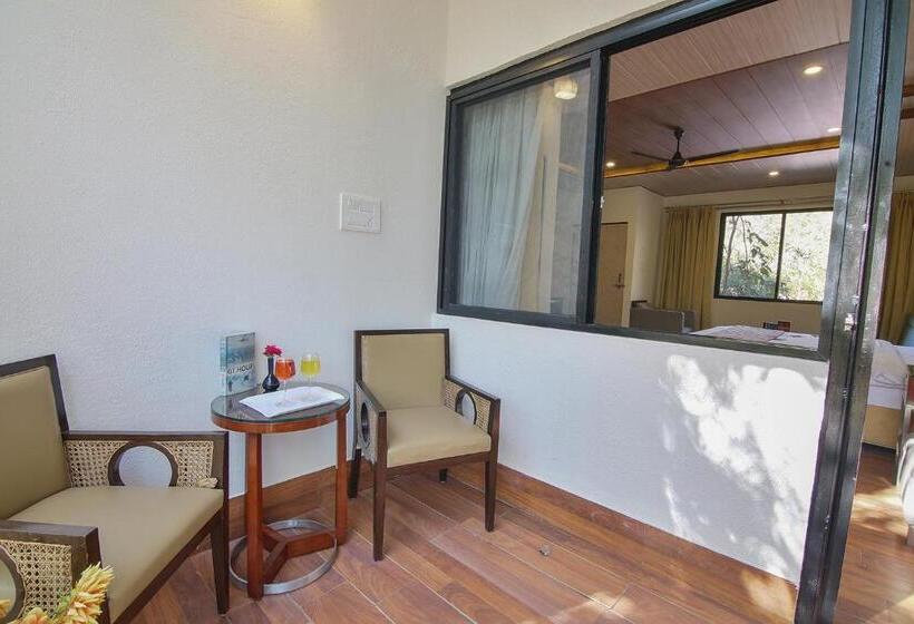 Pench Wilderness Camp Resort