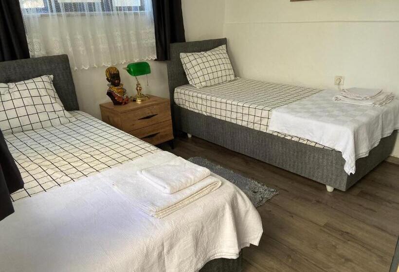 بنسيون Artur Holiday City   Double Room