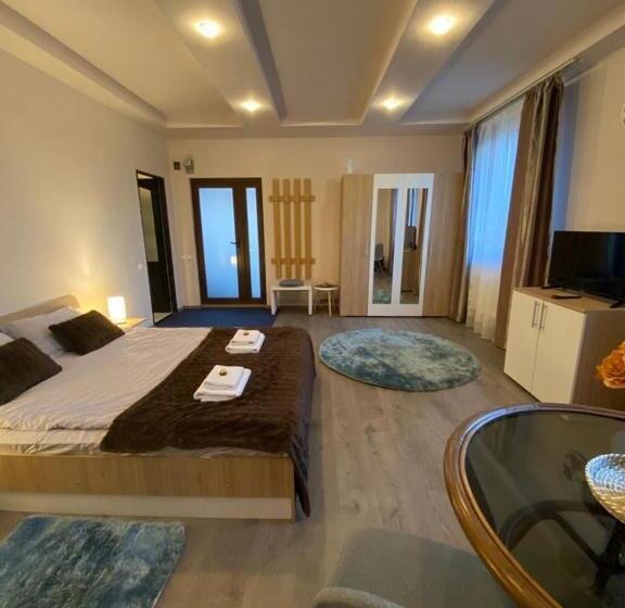 פנסיון Casa Diana