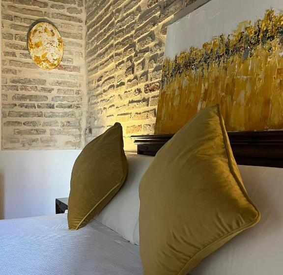 بنسيون Clarisas Suites