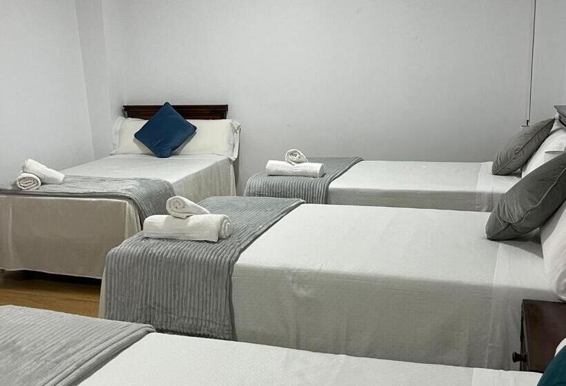 بنسيون Clarisas Suites