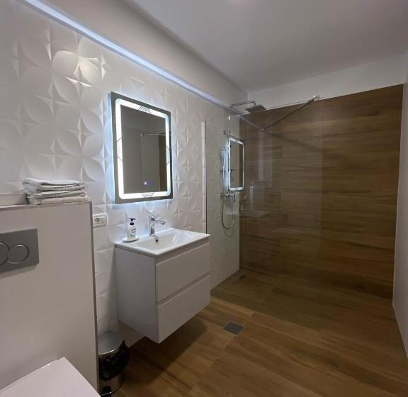 Pensiunea Perla Codrului