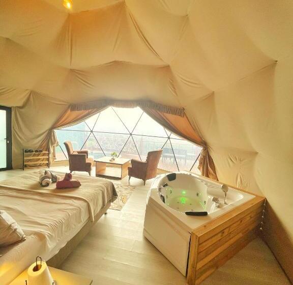 استراحتگاه Green World Glamping