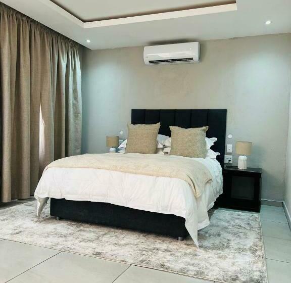 צימר Elson Manor Guesthouse