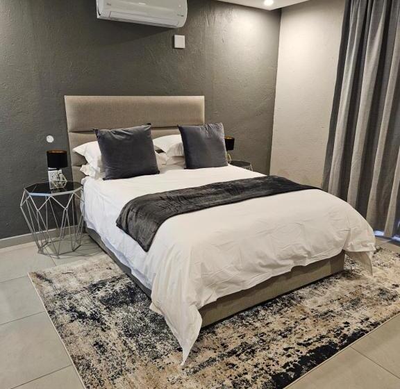 צימר Elson Manor Guesthouse