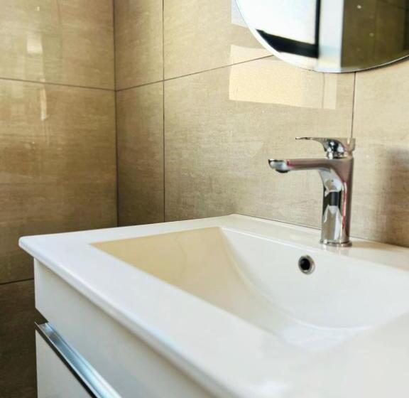 צימר Elson Manor Guesthouse