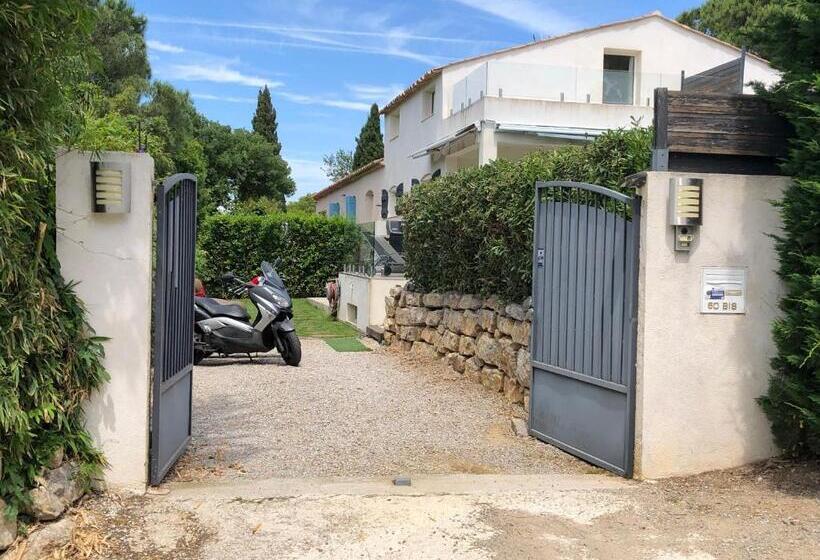 住宿加早餐  Très Belle Chambre D Hôte à La Chapelle Sainte Anne