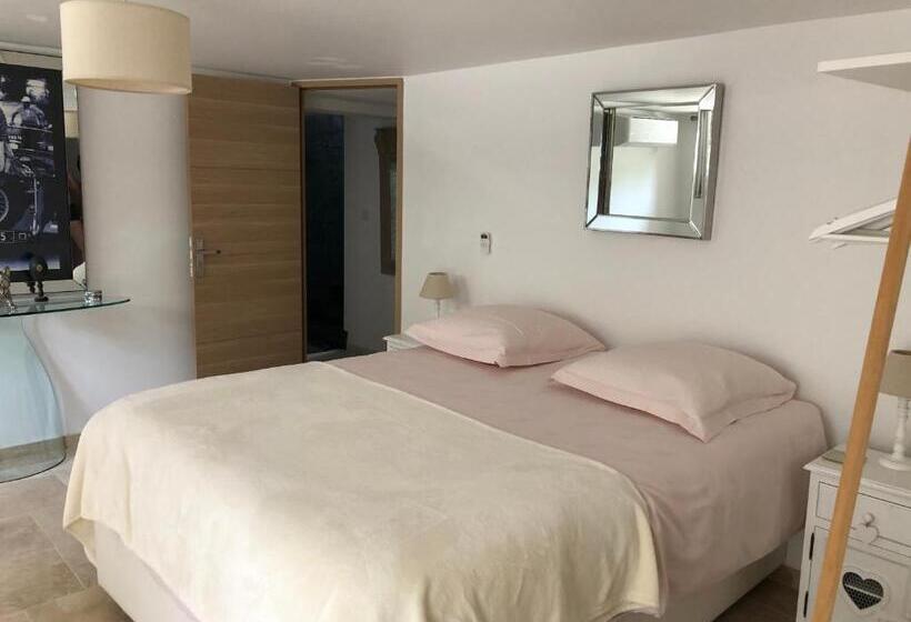 住宿加早餐  Très Belle Chambre D Hôte à La Chapelle Sainte Anne