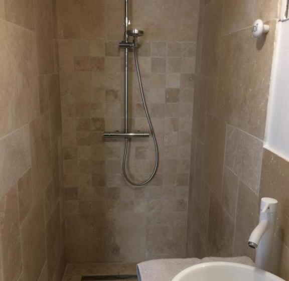 住宿加早餐  Très Belle Chambre D Hôte à La Chapelle Sainte Anne