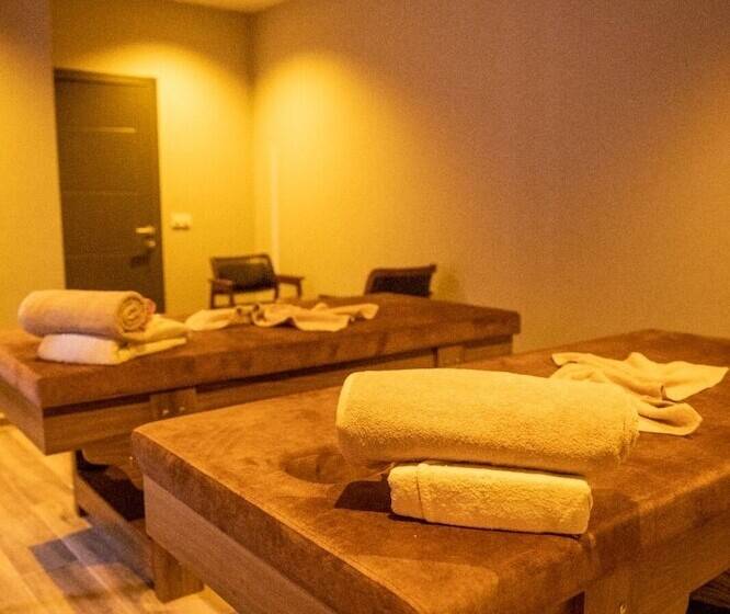 Blue Vista Hotel & Spa