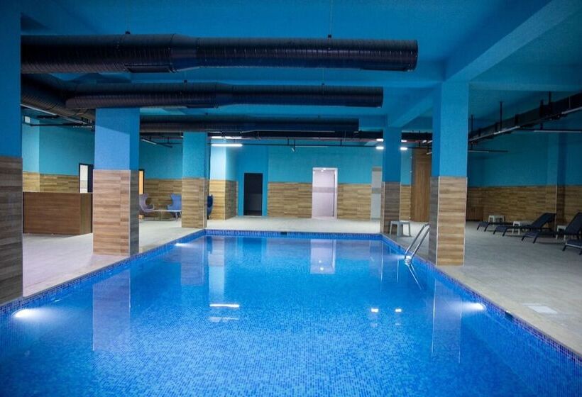 Blue Vista Hotel & Spa