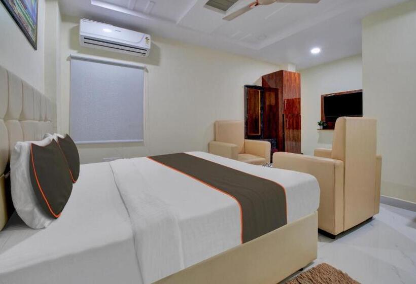 Collection O Hotel Mango Tree