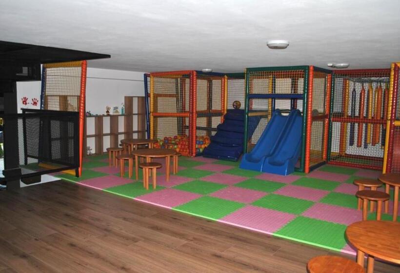 فندق Boutique Vila Fidani