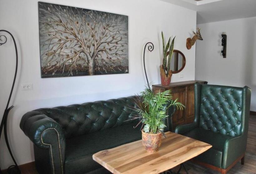 בית מלון כפרי Boutique Vila Fidani