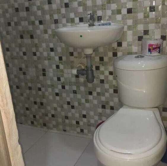 فنادق الكبسولة Dayanda