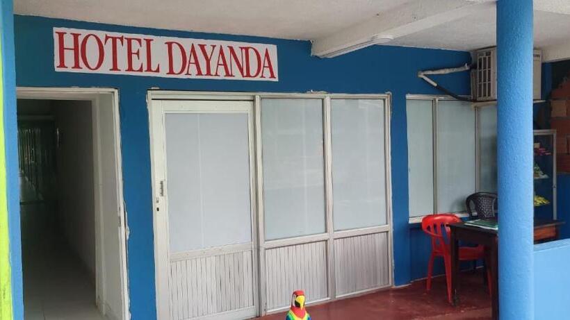 فنادق الكبسولة Dayanda