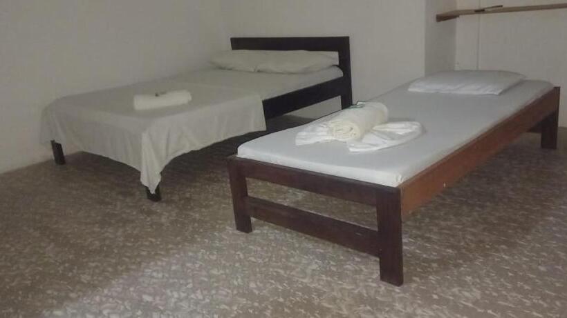 فنادق الكبسولة Dayanda