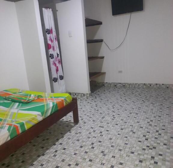 فنادق الكبسولة Dayanda