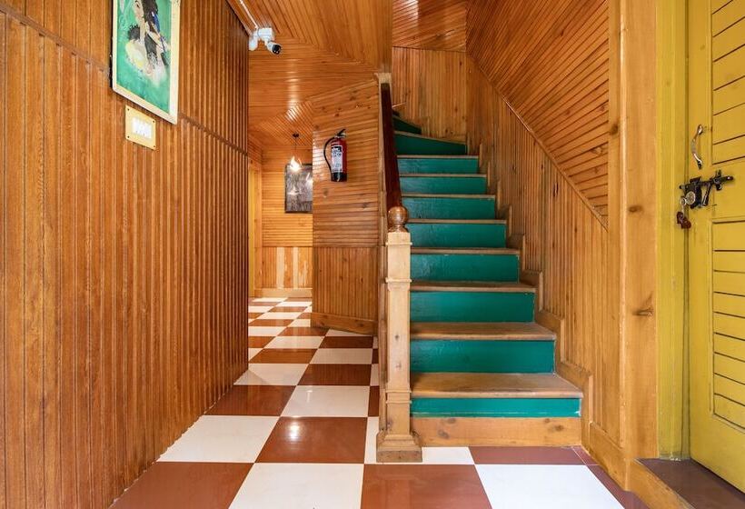 ホテル Little Silver