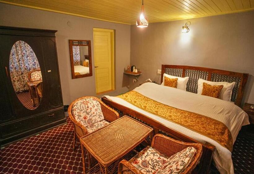 ホテル Little Silver