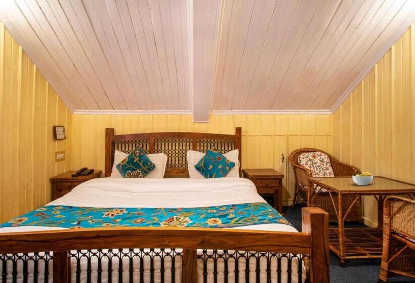 ホテル Little Silver