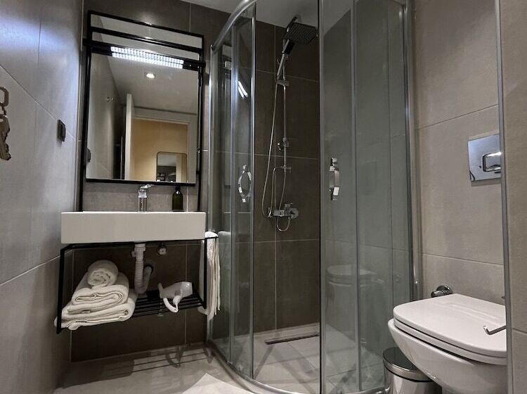 ホテル Sezer S Oliva