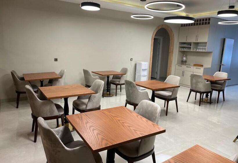 ホテル Sezer S Oliva