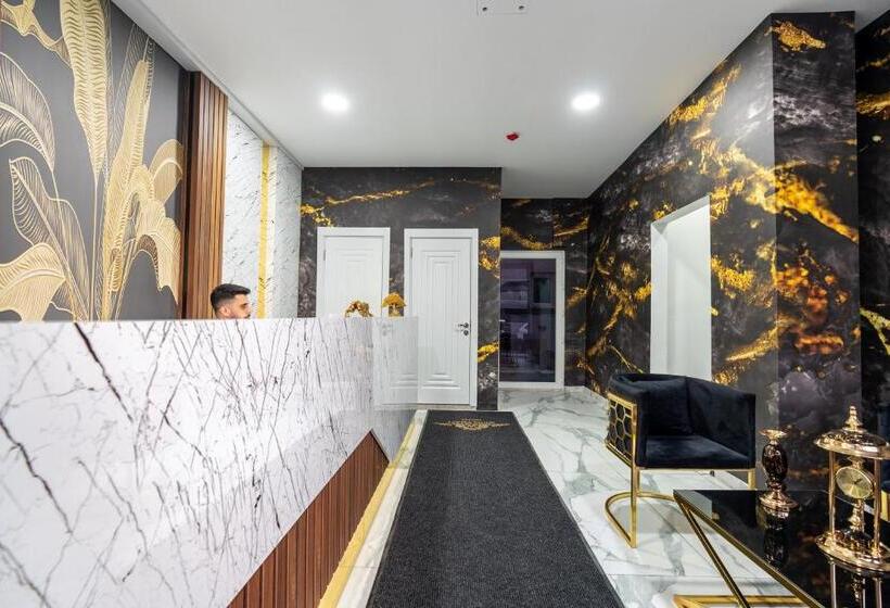 هتل Wp White Palace