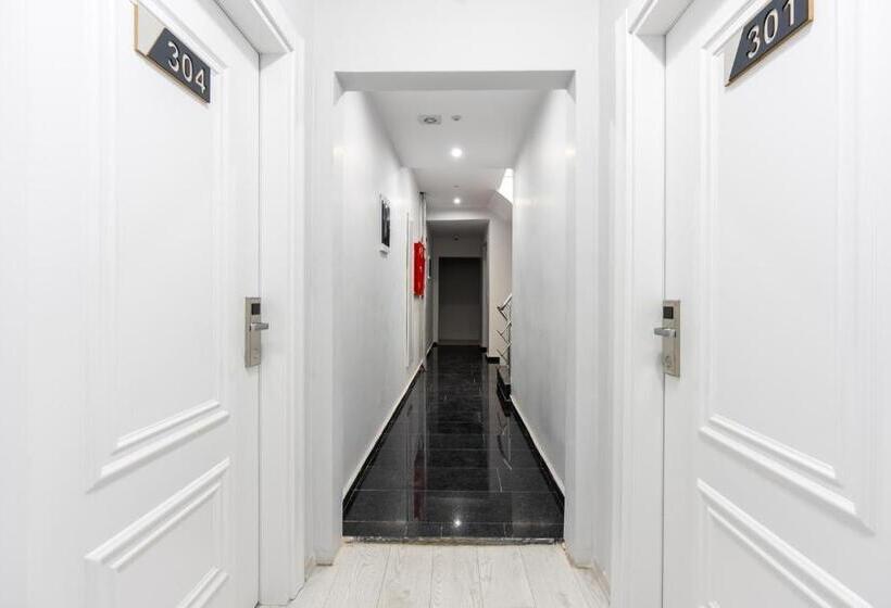 هتل Wp White Palace