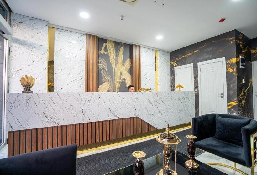 هتل Wp White Palace