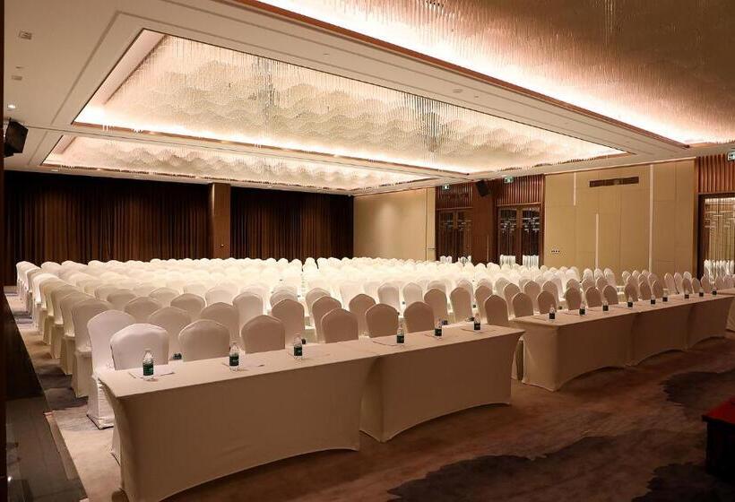 فندق Wyndham Garden Shenzhen Longhua