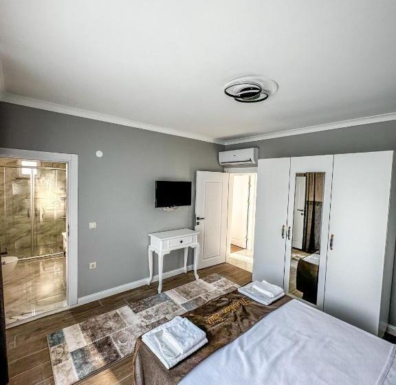 Metehan Sui̇t Apart