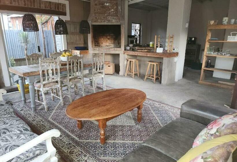 פנסיון Beamor Guesthouse