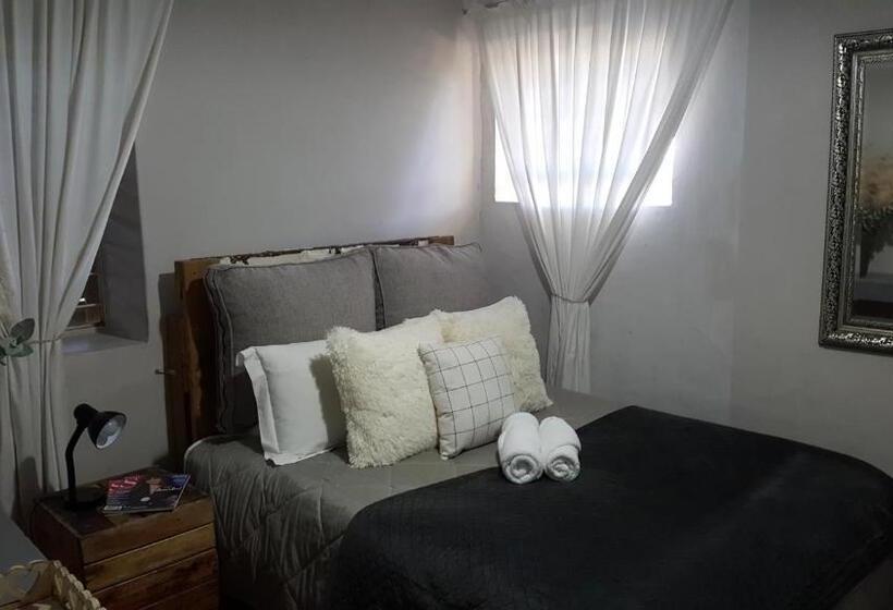 פנסיון Beamor Guesthouse