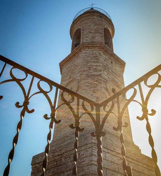 بنسيون La Torre Tra Terra E Cielo