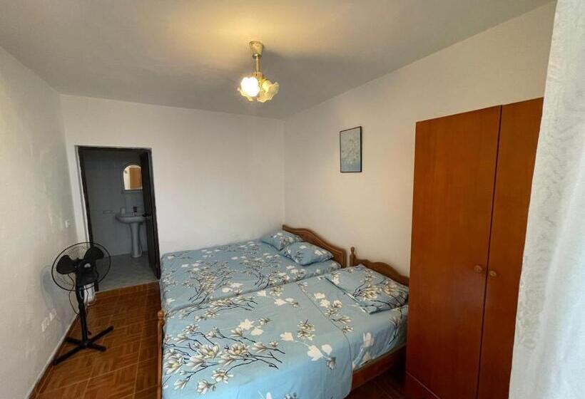 بنسيون Nana S Rooms