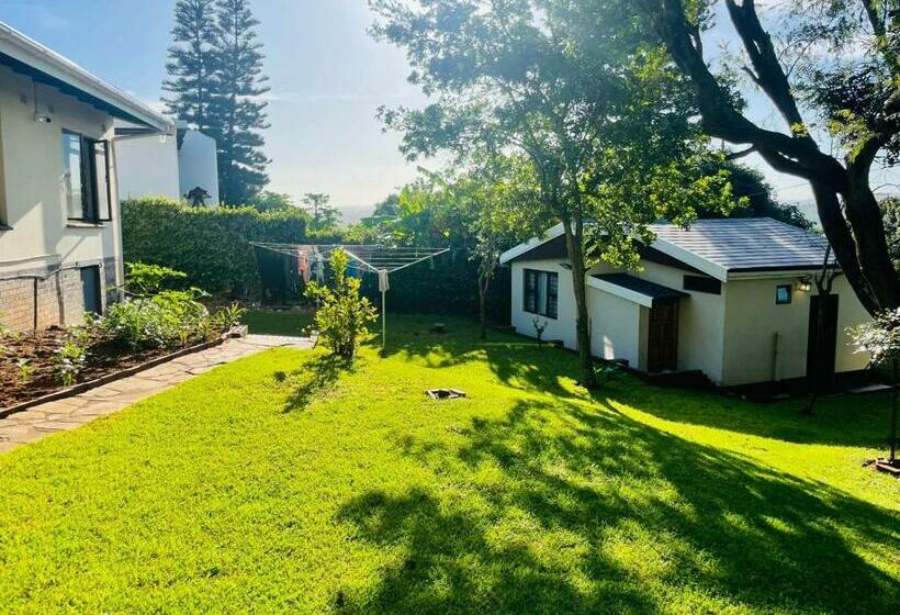 פנסיון Slow And Steady Cottage