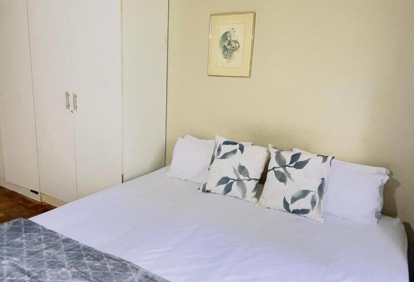 פנסיון Slow And Steady Cottage