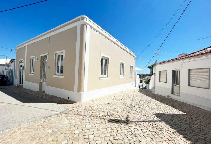 مبيت وإفطار Guesthouse Casa Felicia