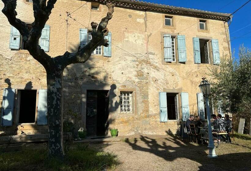 צימר Les 3 Platanes