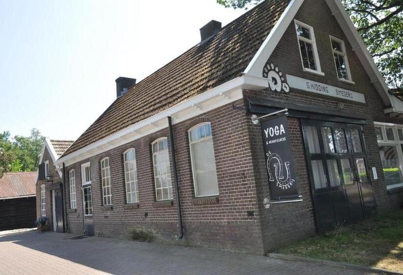 Bed & Breakfast De Hoefstal