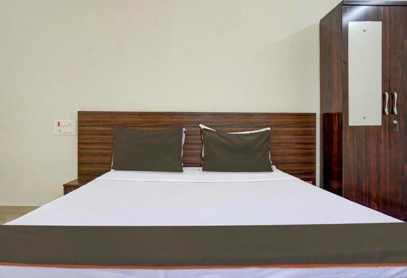 Collection O Hotel Park Inn Residency