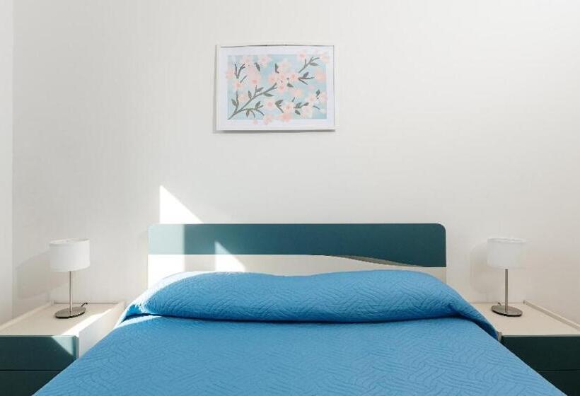 Corte Dei Fiori Acquaviva Apartments