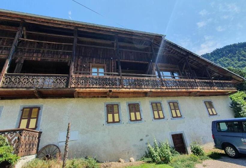 בית מלון כפרי Chalet Liberte