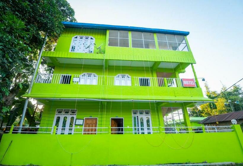 فندق Jungle Star Mansion