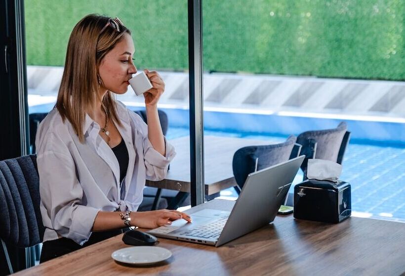 בית מלון כפרי Orange Owl