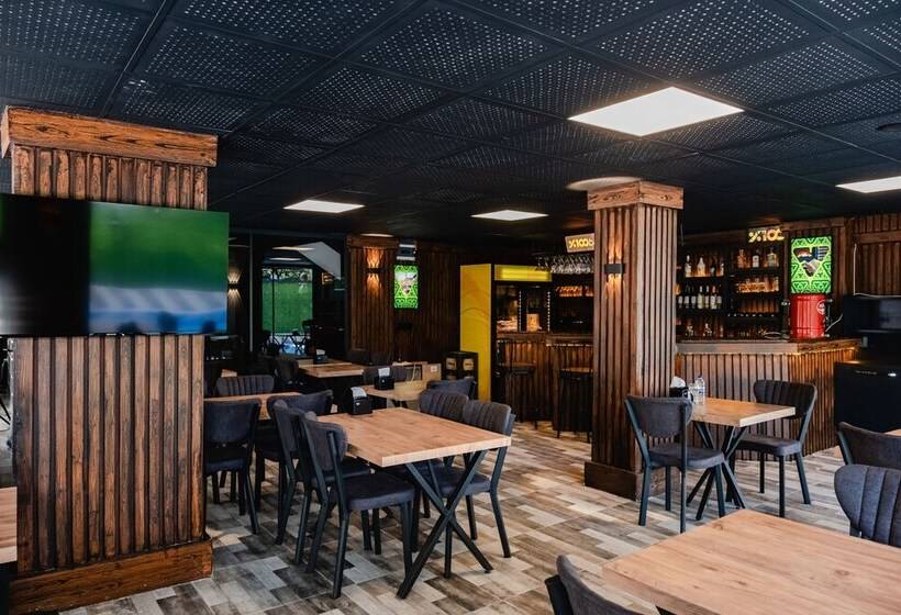 בית מלון כפרי Orange Owl