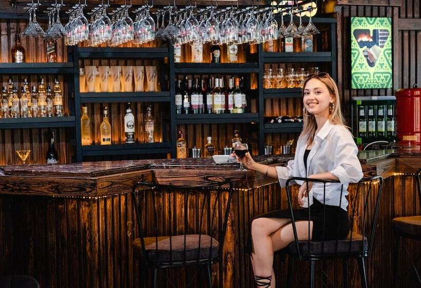 בית מלון כפרי Orange Owl